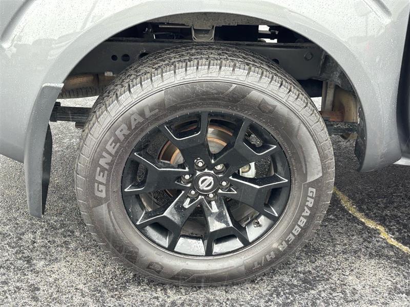 Nissan Frontier SV Crew Cab 2WD 2021
