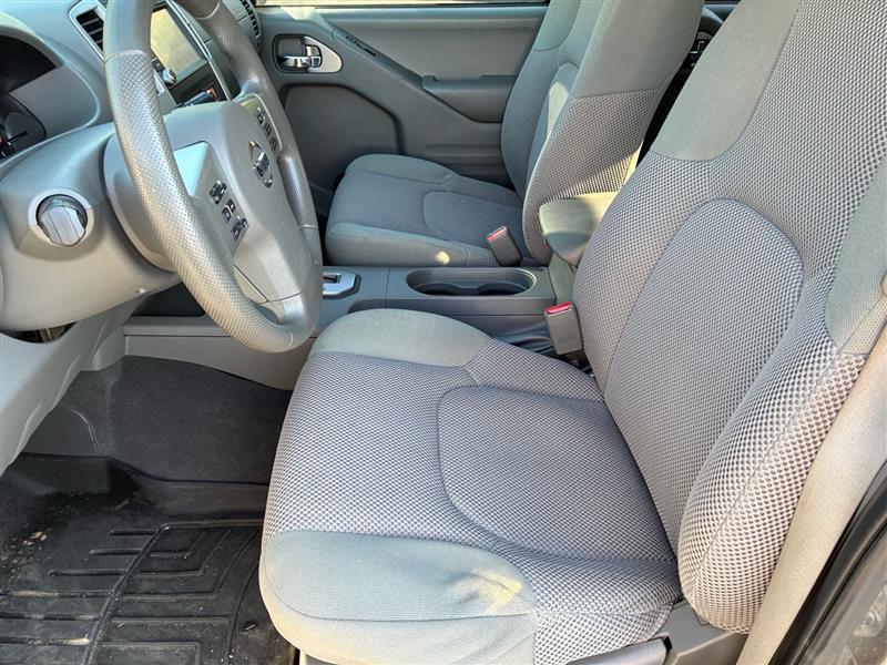 Nissan Frontier SV Crew Cab 2WD 2021