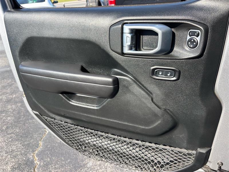 Jeep Wrangler Unlimited Sport 2018