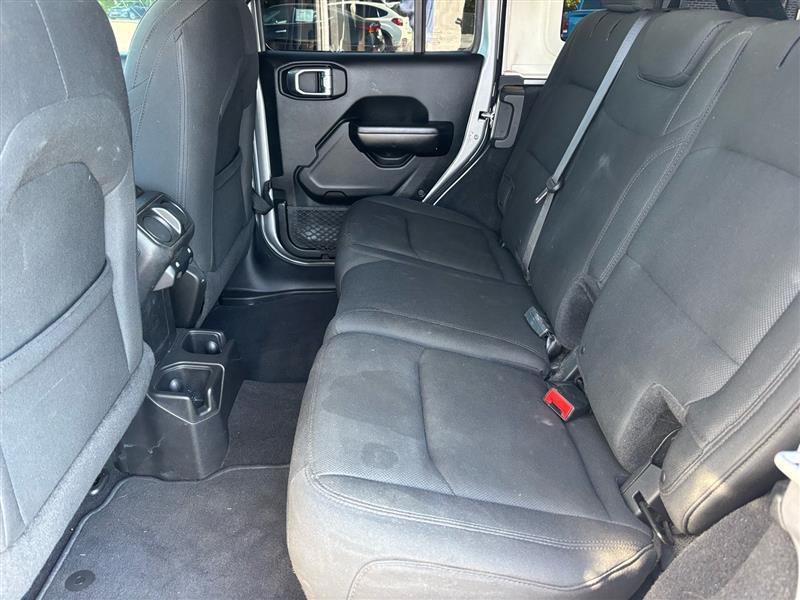 Jeep Wrangler Unlimited Sport 2018