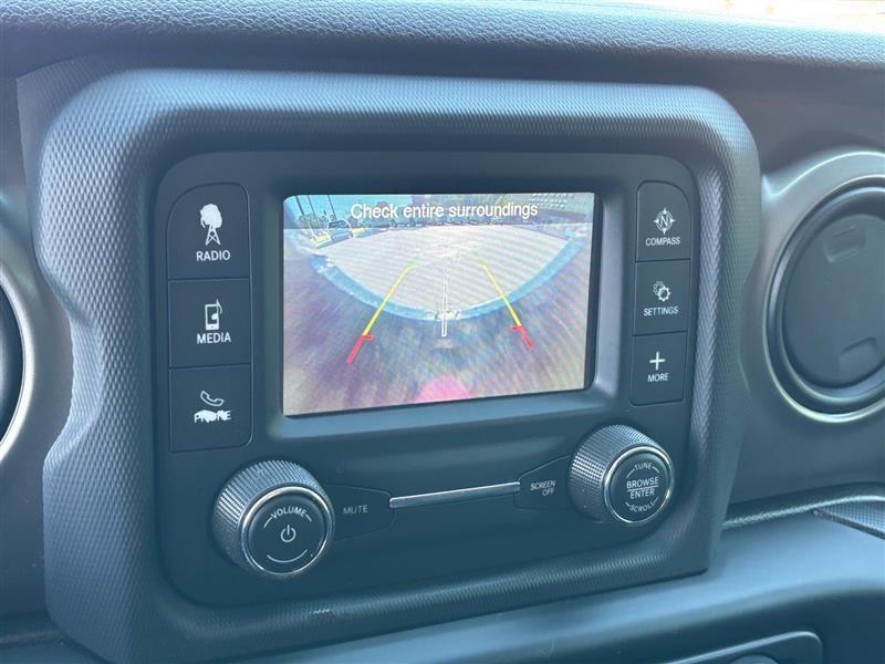 Jeep Wrangler Unlimited Sport 2018