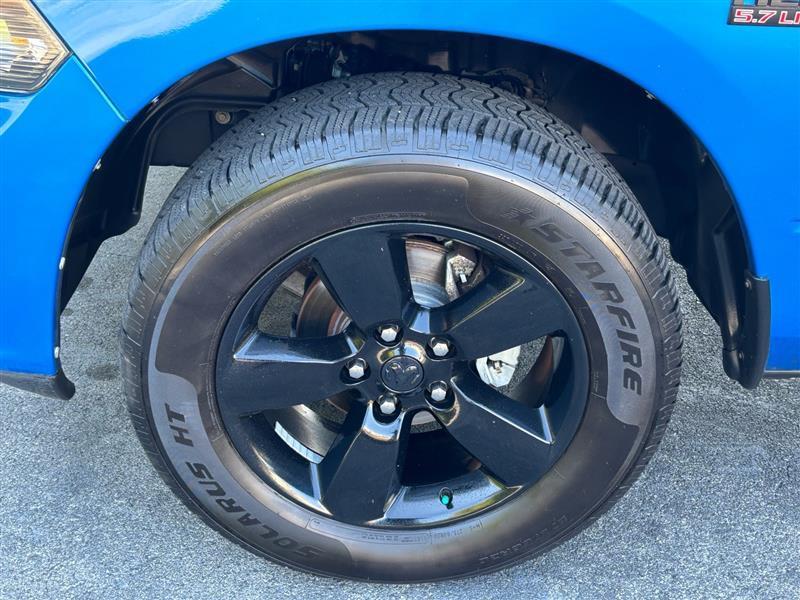RAM 1500 Classic Tradesman Crew Cab SWB 2WD 2019