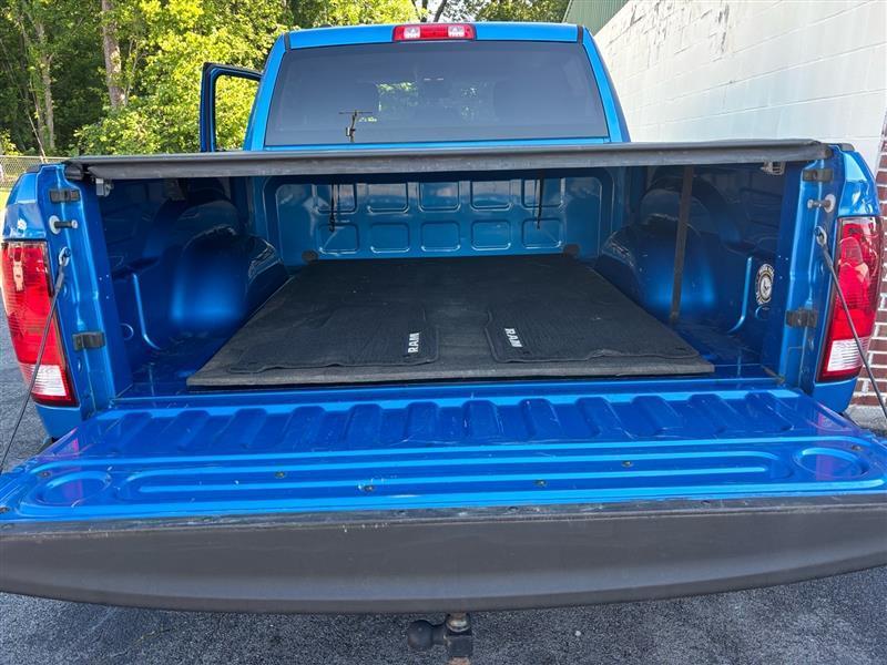 RAM 1500 Classic Tradesman Crew Cab SWB 2WD 2019