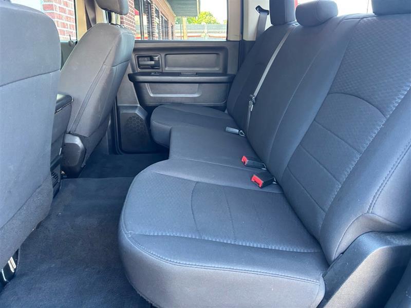 RAM 1500 Classic Tradesman Crew Cab SWB 2WD 2019