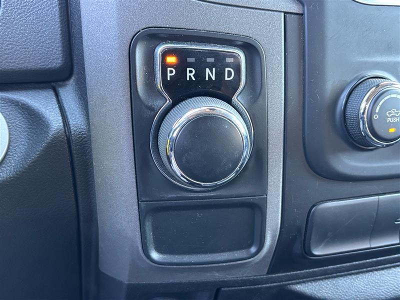 RAM 1500 Classic Tradesman Crew Cab SWB 2WD 2019
