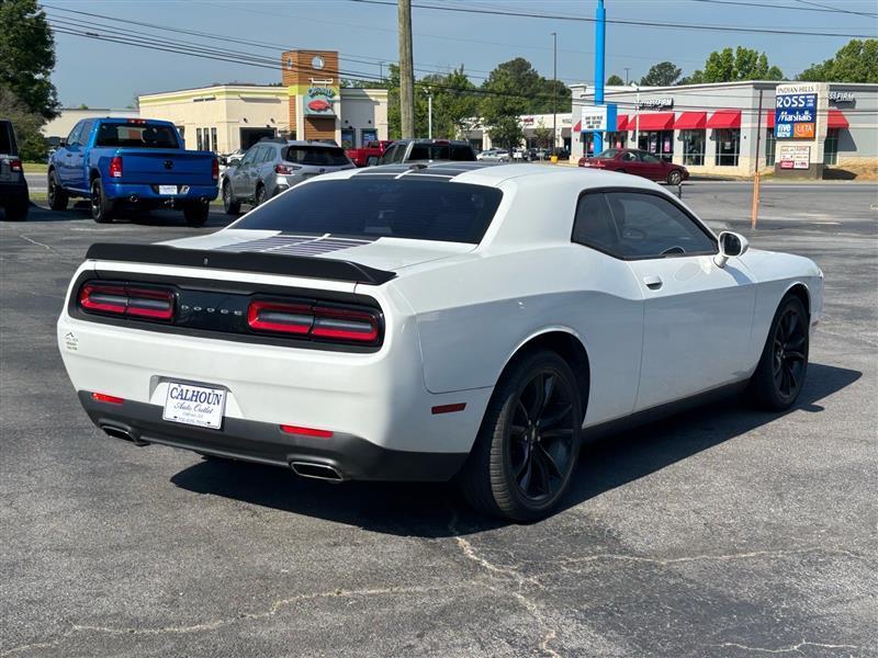 Dodge Challenger  2017