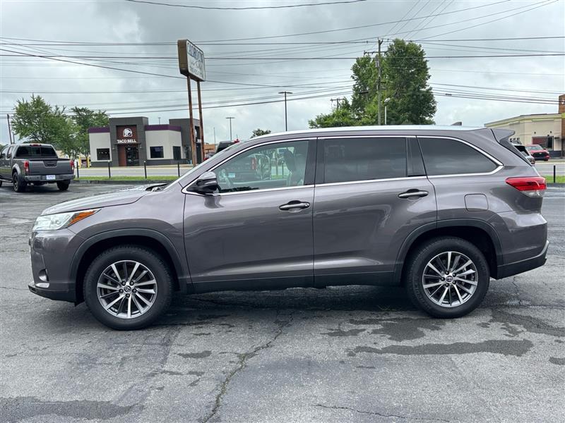 Toyota Highlander XLE FWD V6 2019