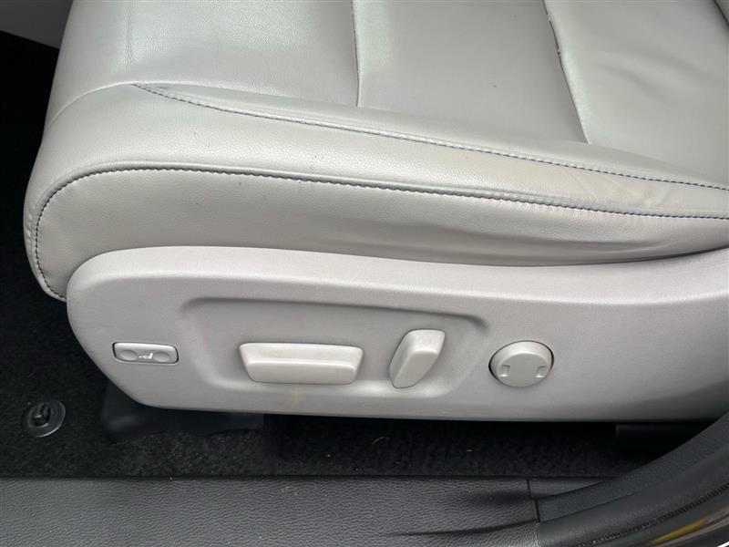 Toyota Highlander XLE FWD V6 2019