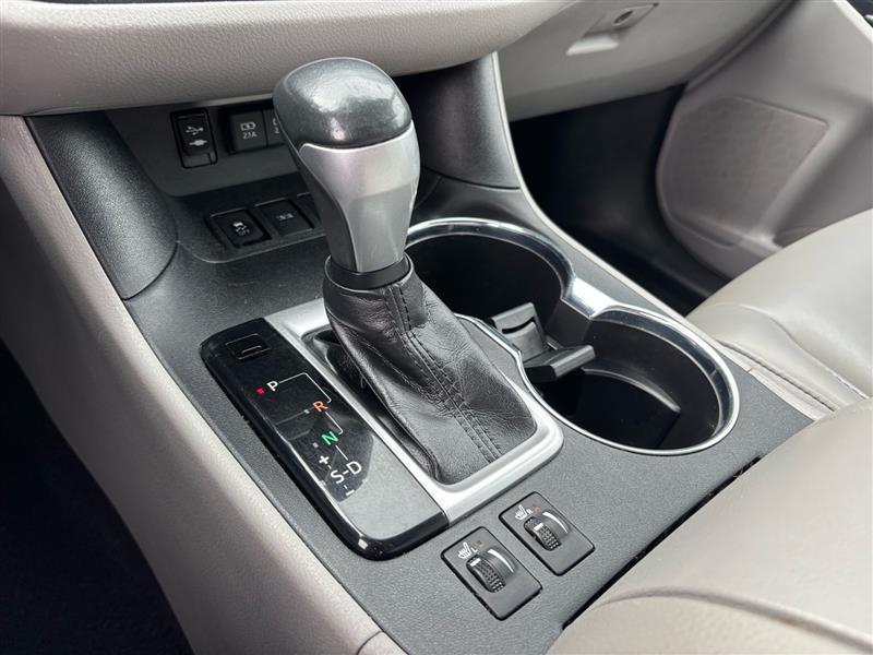 Toyota Highlander XLE FWD V6 2019