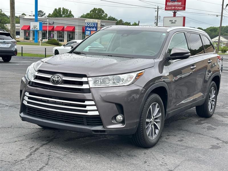 2019 Toyota Highlander XLE 4x2 V6's photo
