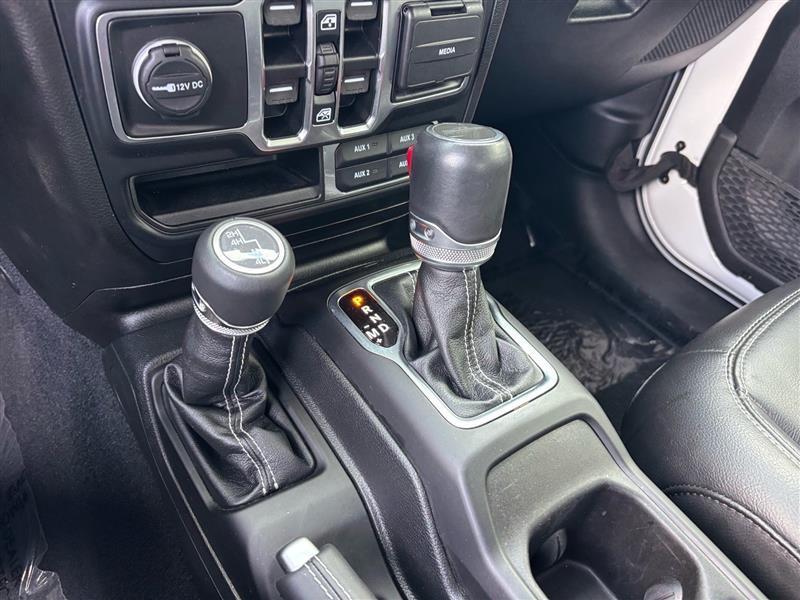 Jeep Gladiator Overland 2023