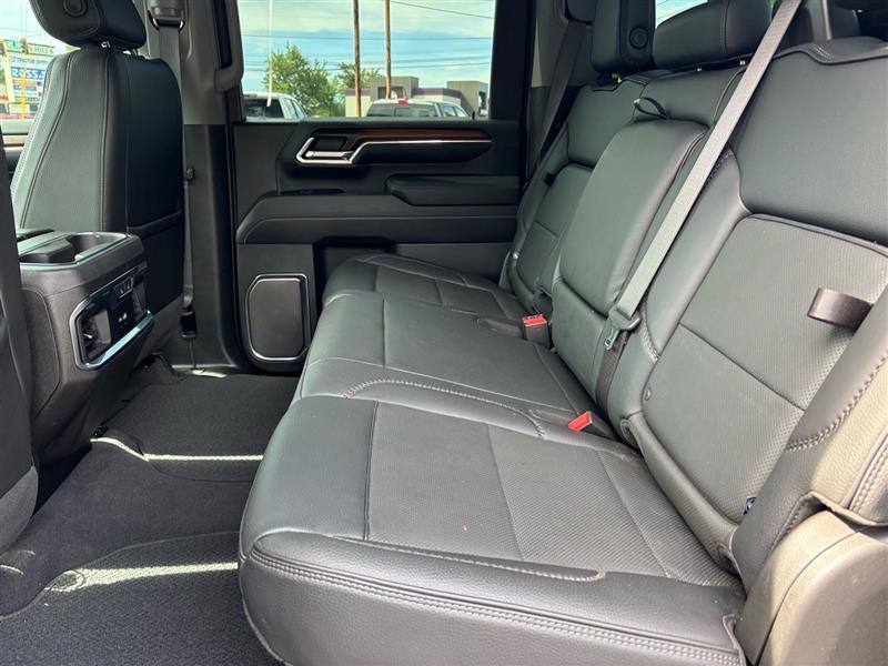 GMC Sierra 2500HD Denali Crew Cab 4WD SB 2024