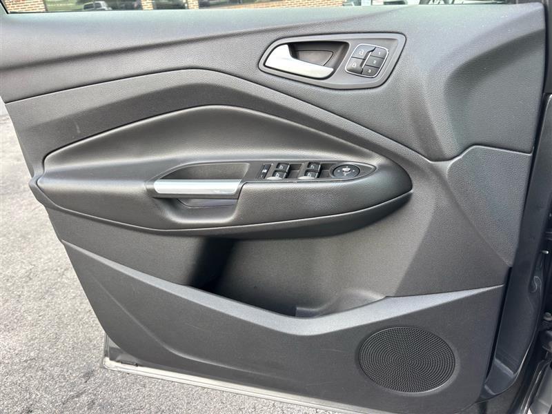Ford Escape Titanium 4WD 2014