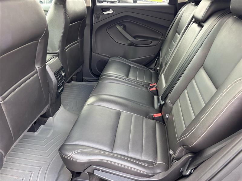Ford Escape Titanium 4WD 2014