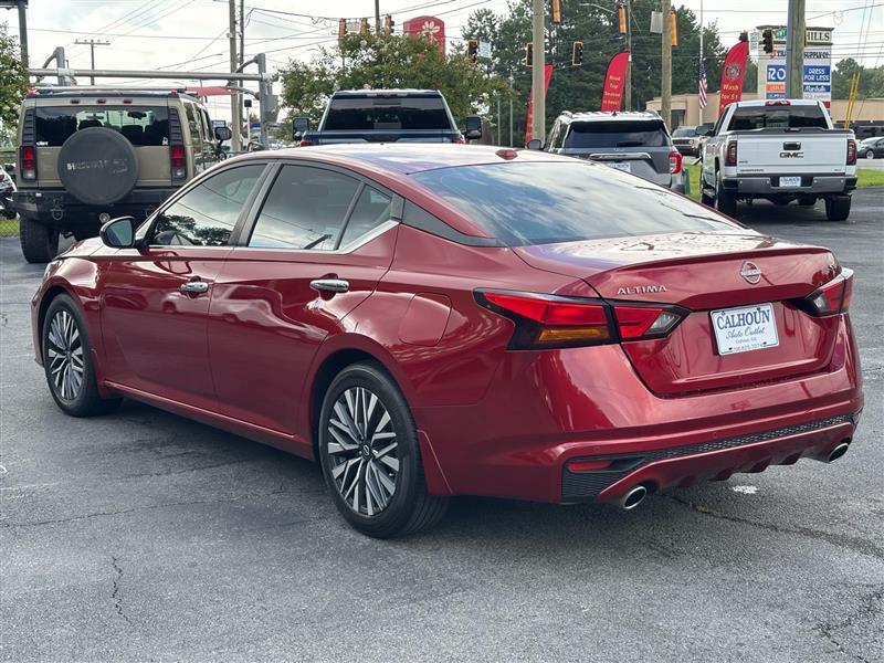 Nissan Altima 2.5 SV 2024