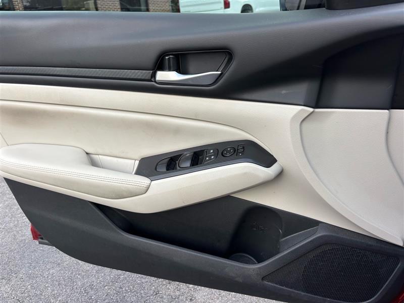 Nissan Altima 2.5 SV 2024