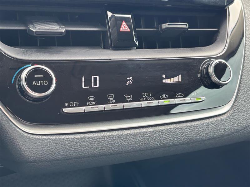 Toyota Corolla LE 2022