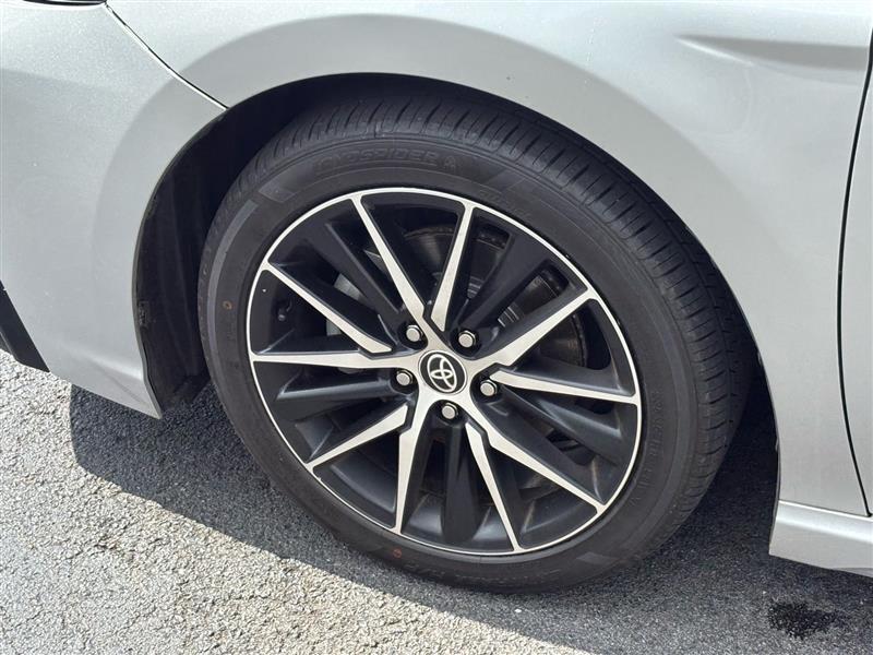 Toyota Camry SE 2022