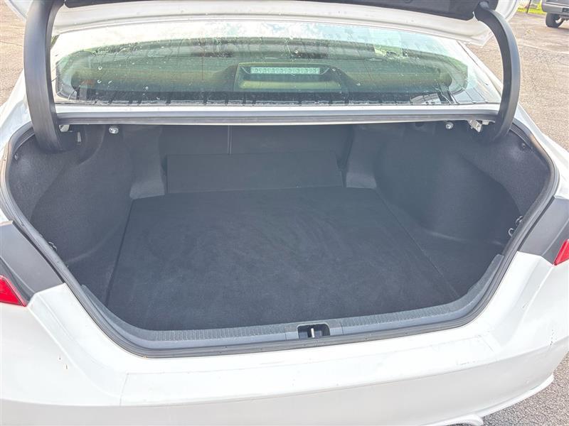 Toyota Camry SE 2022