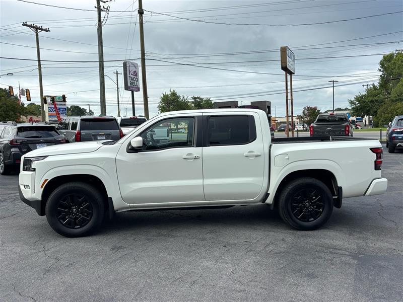 Nissan Frontier SV Crew Cab 2WD 2024