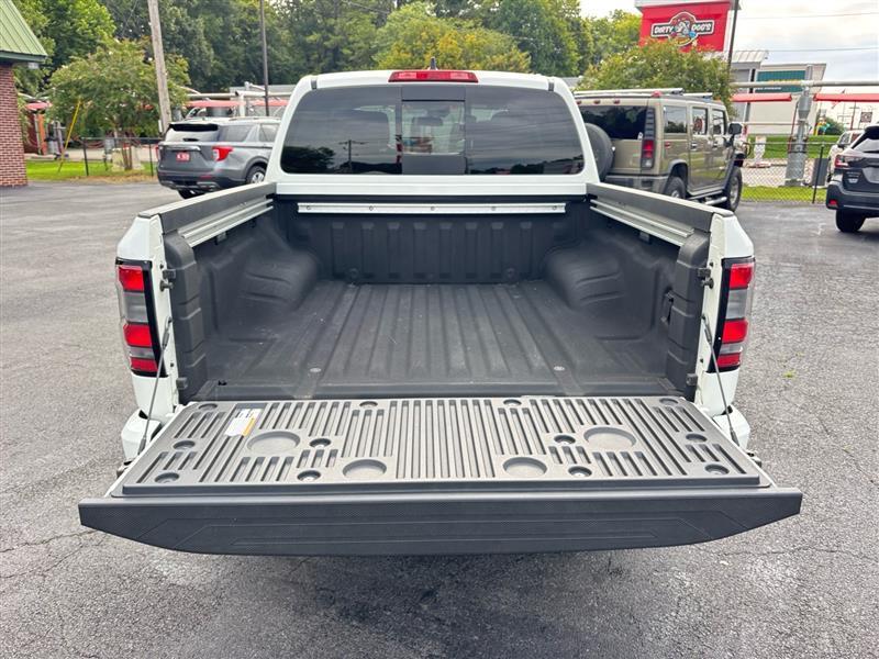 Nissan Frontier SV Crew Cab 2WD 2024