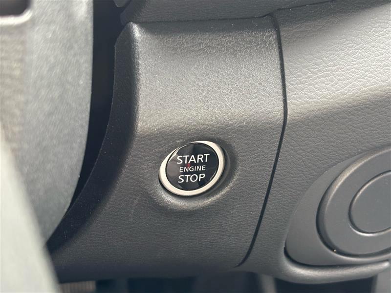 Nissan Frontier SV Crew Cab 2WD 2024