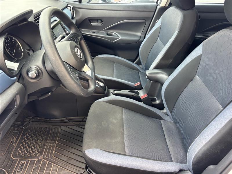 Nissan Versa SV 2024