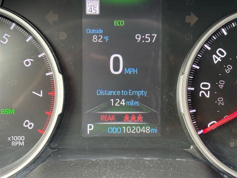 Toyota RAV4 LE 2022