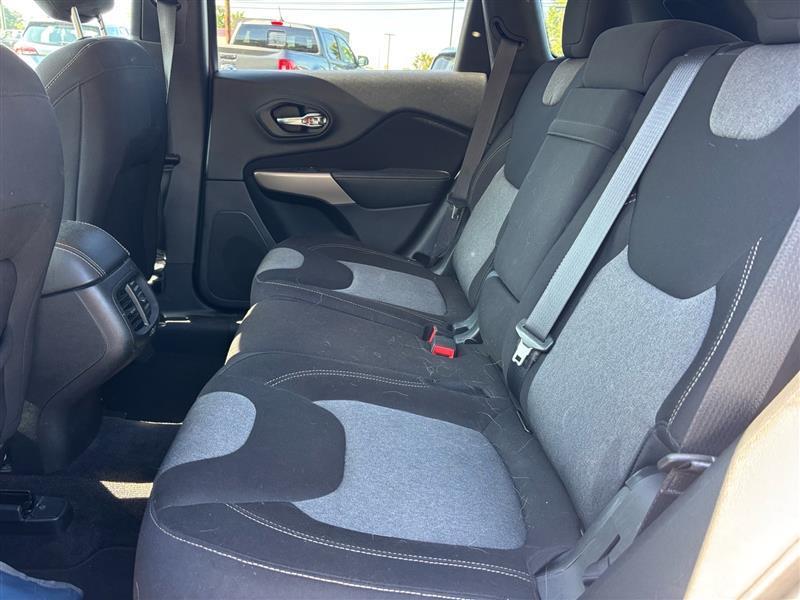 Jeep Cherokee Latitude FWD 2018