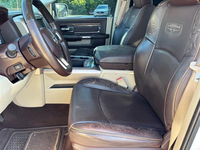 RAM 1500 Longhorn Crew Cab SWB 4WD 2016