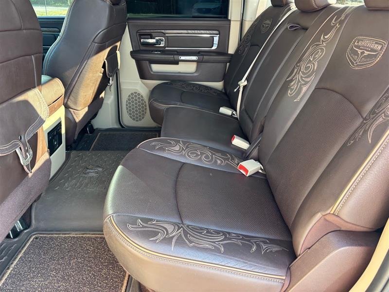 RAM 1500 Longhorn Crew Cab SWB 4WD 2016