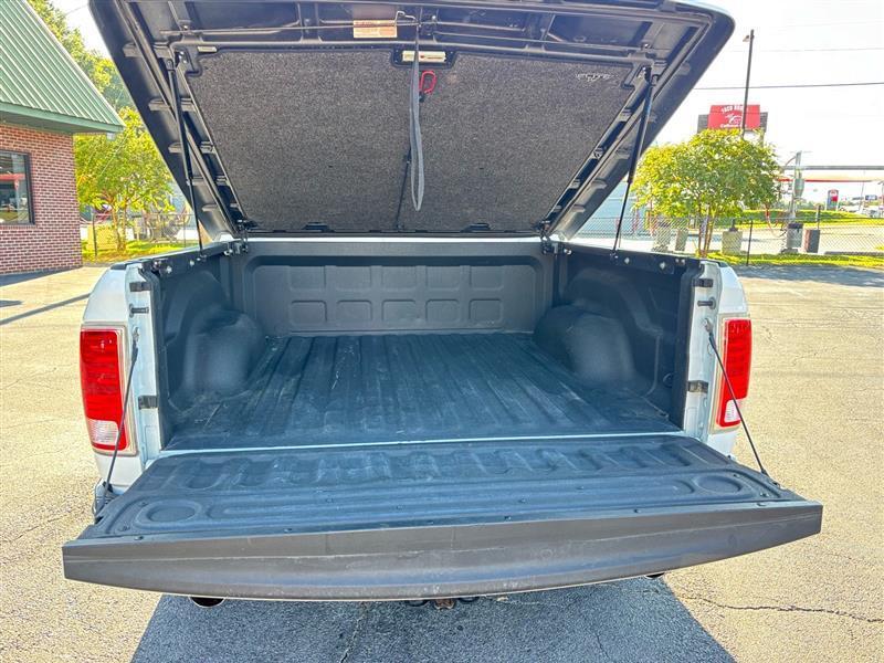 RAM 1500 Longhorn Crew Cab SWB 4WD 2016