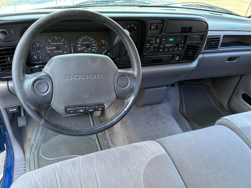 Dodge Ram 1500 LT Reg. Cab 8-ft. Bed 2WD 1994