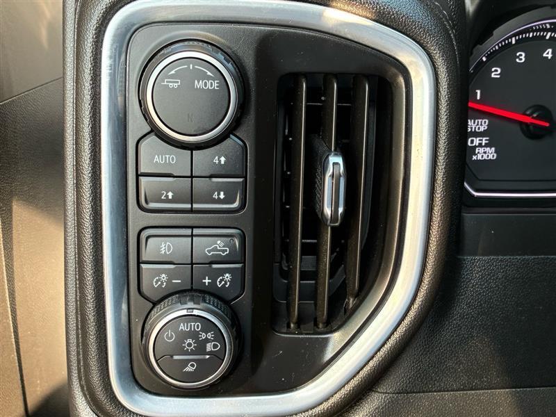 Chevrolet Silverado 1500 Limited LTZ Crew Cab 4WD 2022