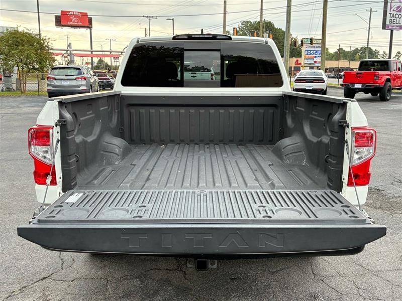 Nissan Titan S Crew Cab 2WD 2022
