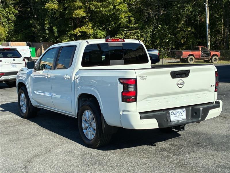 Nissan Frontier SV Crew Cab 2WD 2024