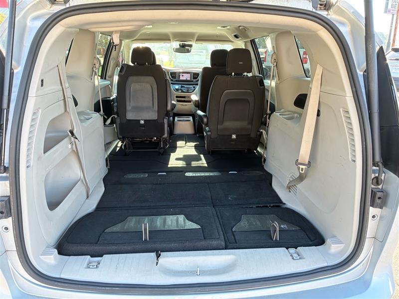 Chrysler Voyager LX 2023