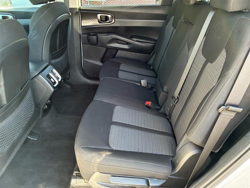 Kia Sorento LX 2WD 2023