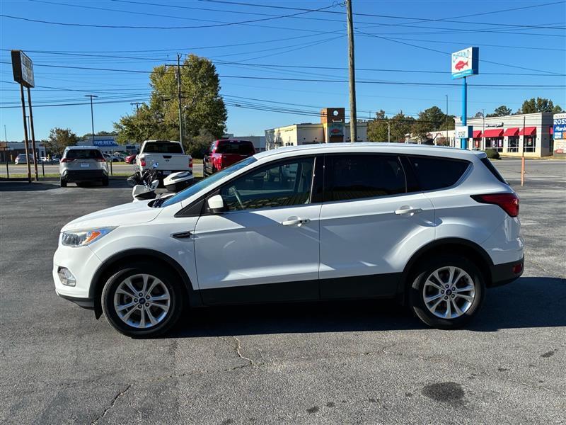 Ford Escape SE FWD 2019