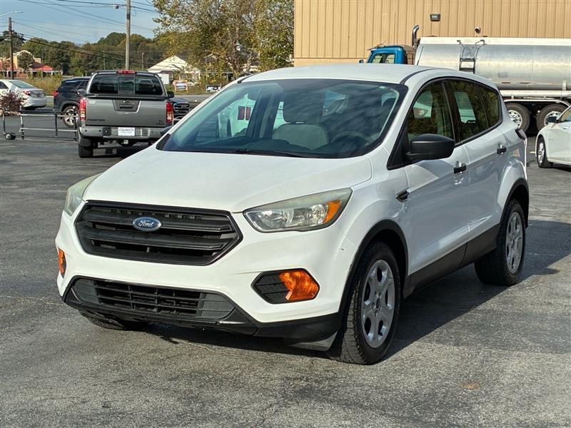 Ford Escape S FWD 2017