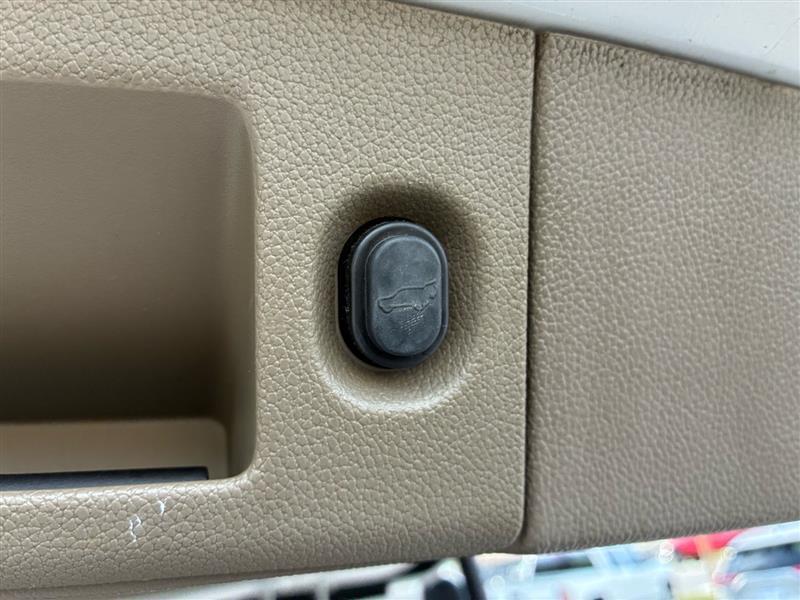 GMC Yukon XL SLT 2WD 2019