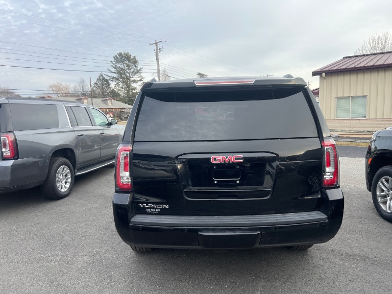 GMC Yukon SLT 4WD 2020