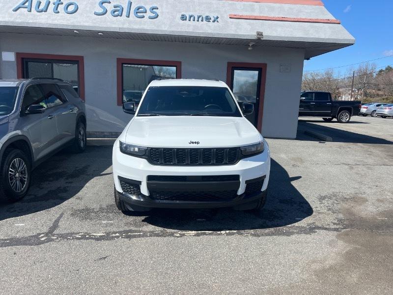 Jeep Grand Cherokee L Laredo 4WD 2023