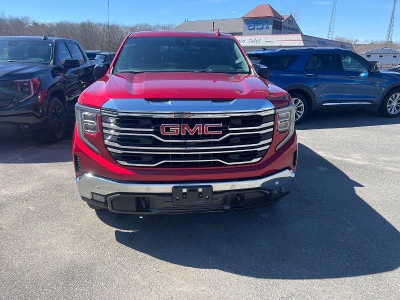 GMC Sierra 1500 SLT Crew Cab 4WD 2024