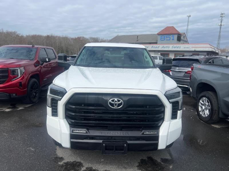 Toyota Tundra SR5 CrewMax 4WD 2022