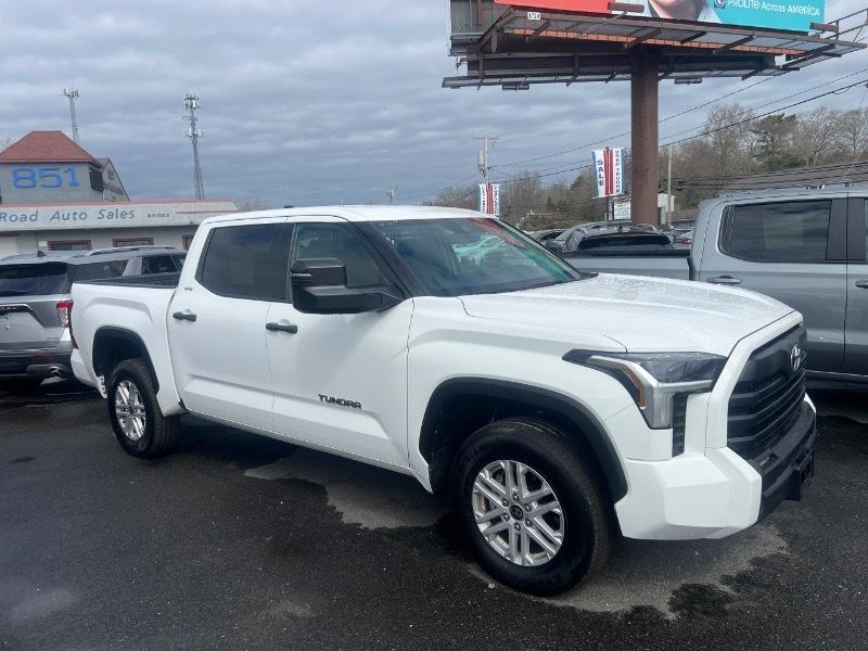 Toyota Tundra SR5 CrewMax 4WD 2022