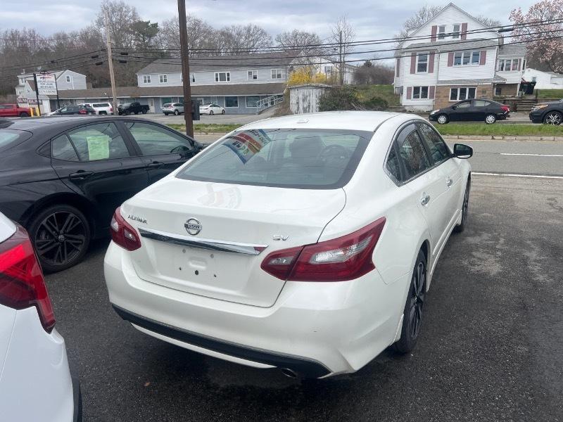 Nissan Altima 2.5 SV 2018