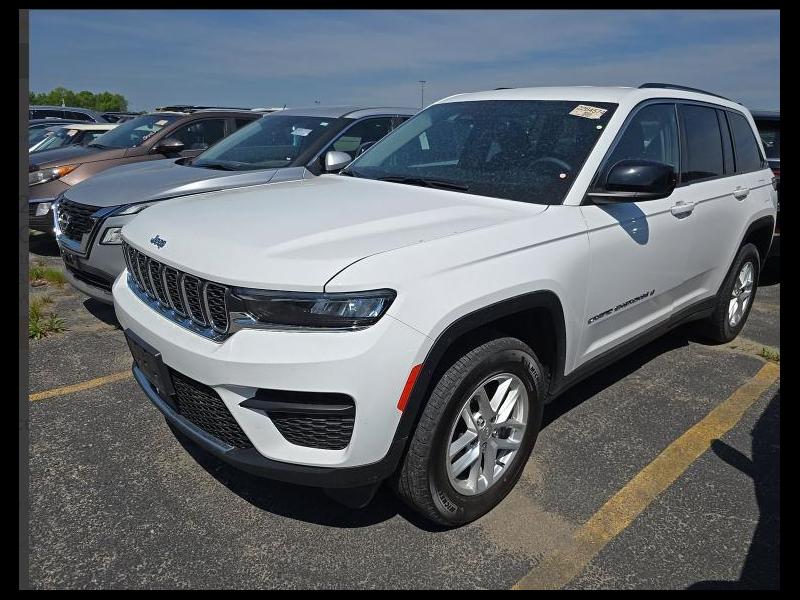 Jeep Grand Cherokee Laredo 4WD 2023