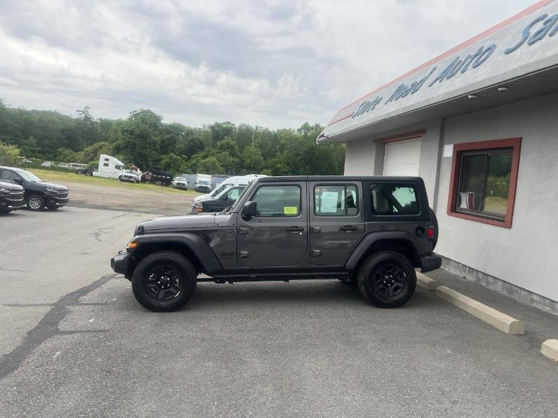 Jeep Wrangler Unlimited Sport 2022