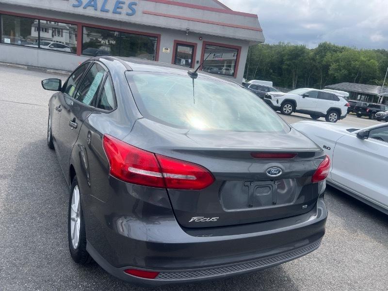 Ford Focus SE Sedan 2018